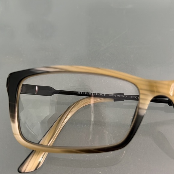 Burberry optical frame - Picture 2 of 7